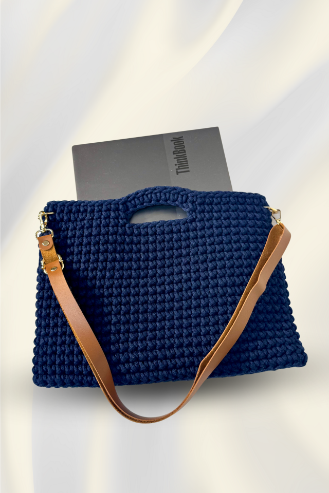 Örgü Laptop Çantası – Lacivert