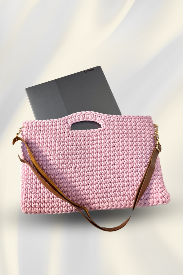 Deri Dokunuş Örgü Bilgisayar Çantası - Pembe
