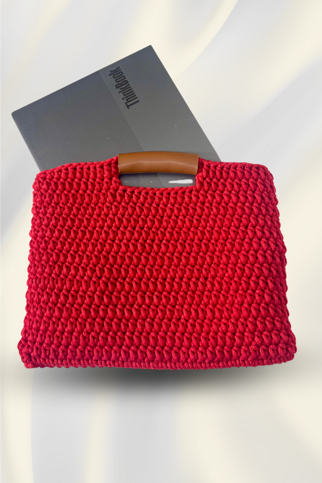 Deri Dokunuş Örgü Bilgisayar Çantası - Kırmızı