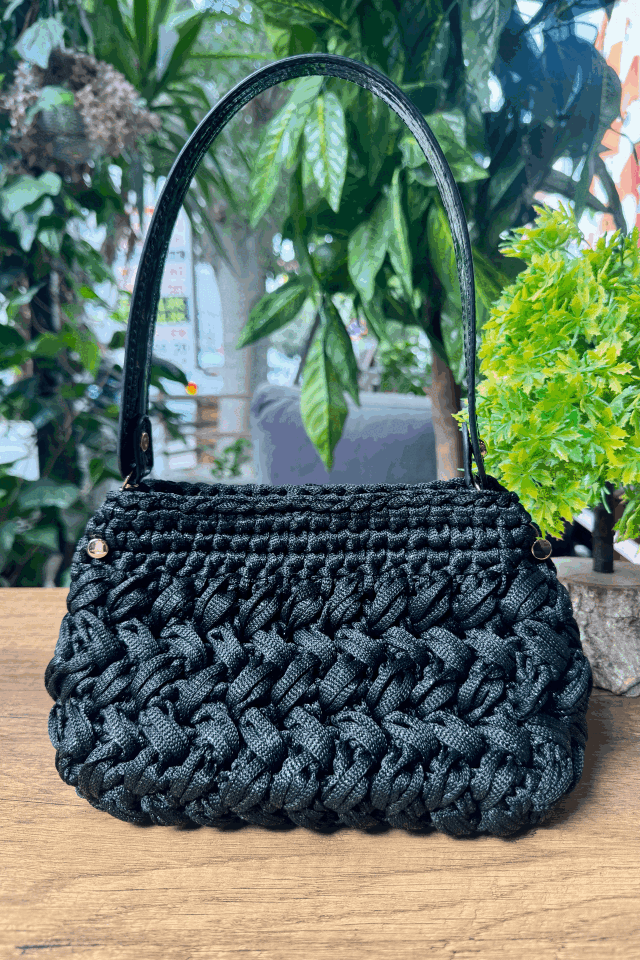 Kristal Örgü Gece Çantası – Siyah
