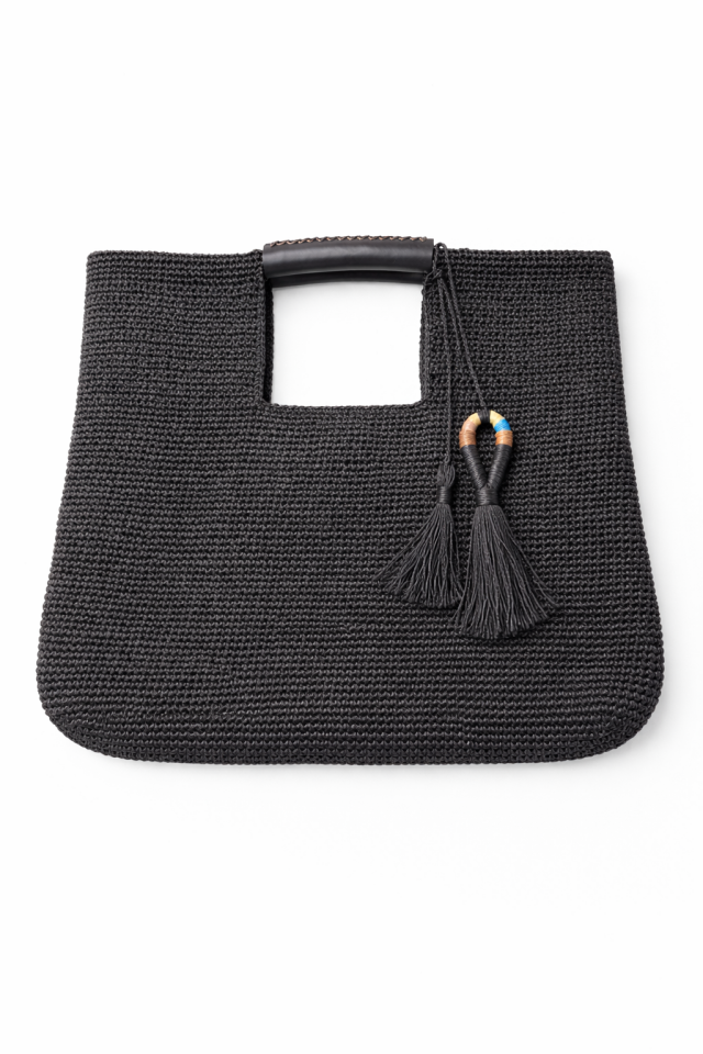 Büyük Püsküllü El Örgüsü Çanta - Siyah